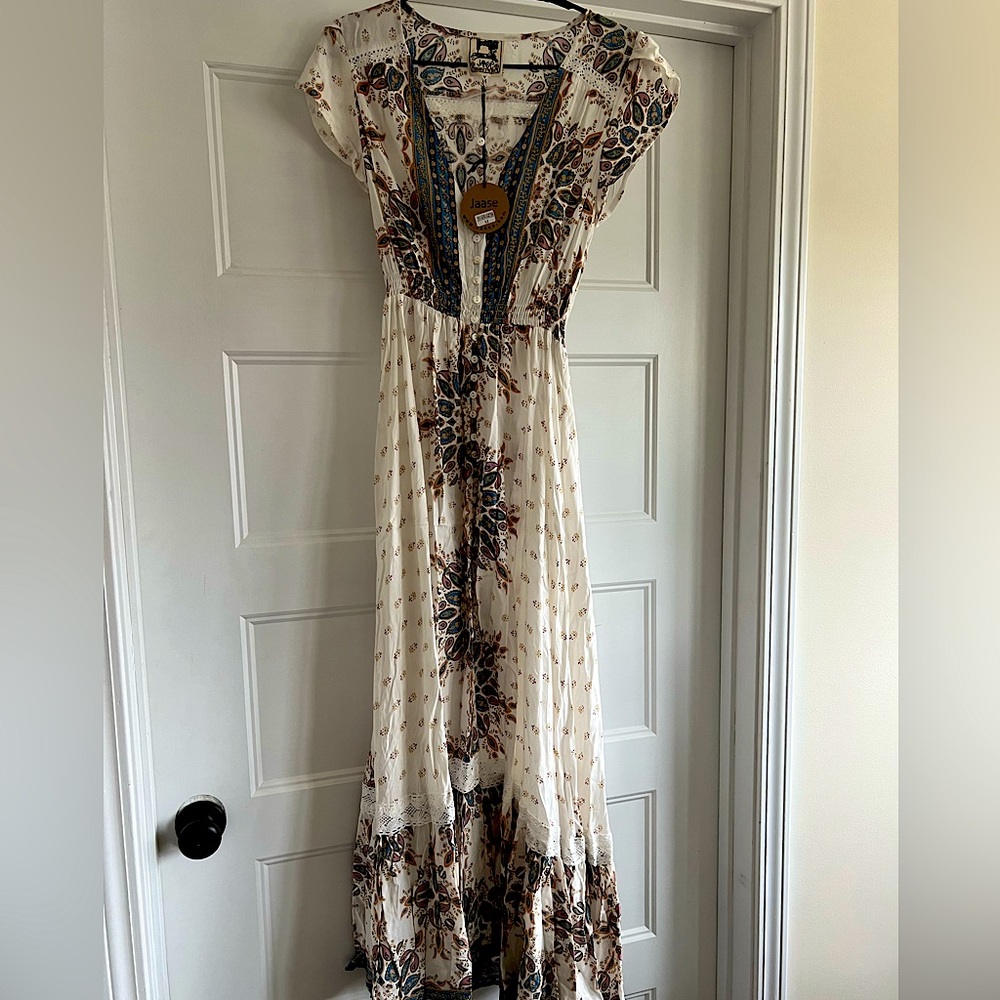 Jaase Women’s Medium Dress